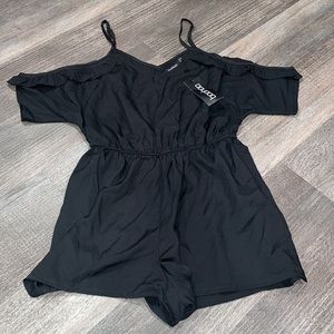 Small BOOHOO Black Off Shoulder Romper